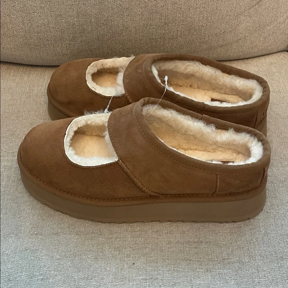 UGG Bea Mary Jane Platform Sandals- 10